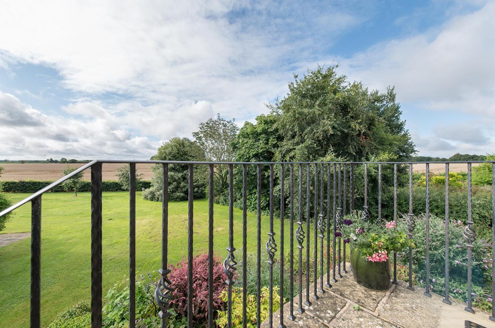 Апартаменты Exquisite Coach House Near Silverstone & Stowe Бакингем Экстерьер фото